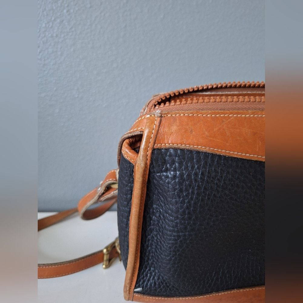 Vintage Dooney & Bourke Black and Brown Leather Shoulder Bag Crossbody - Picture 7 of 9
